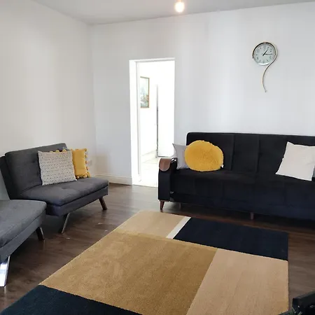 Bright Spacious Double Room, Next To Underground Station Abbey Wood Exterior photo