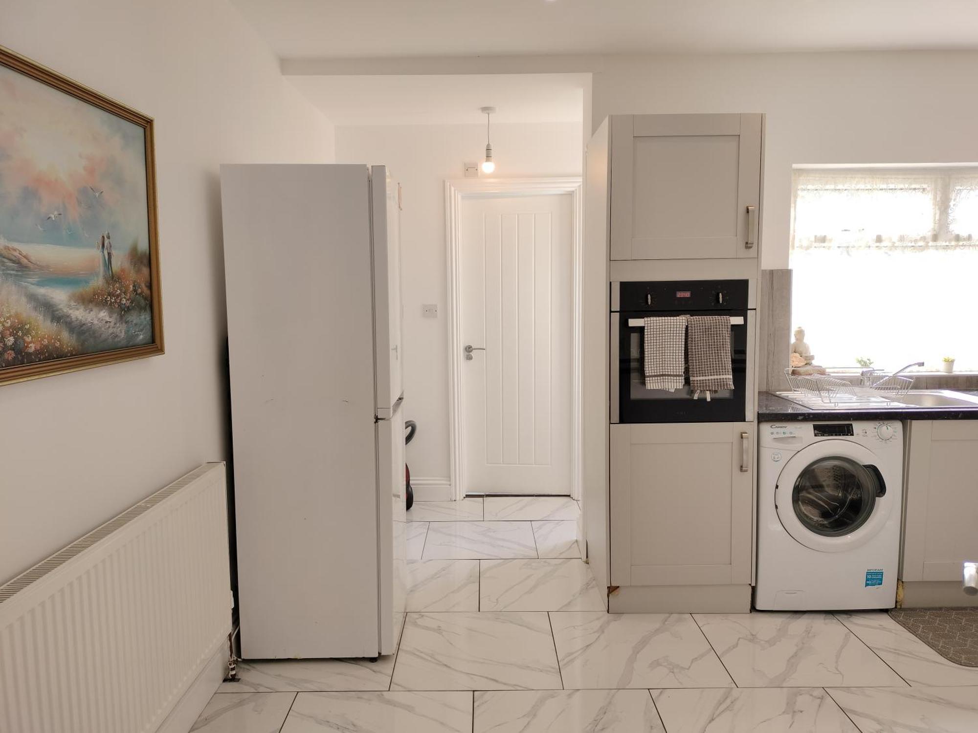 Homestay Bright Spacious Double Room, Next To Underground Station Abbey Wood